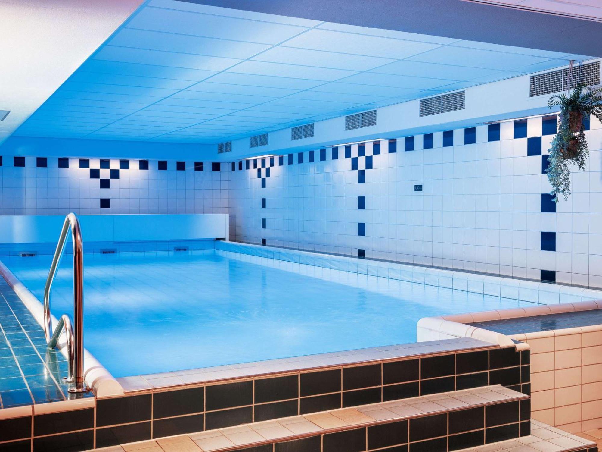 Mercure Hotel Tilburg Centrum Екстер'єр фото
