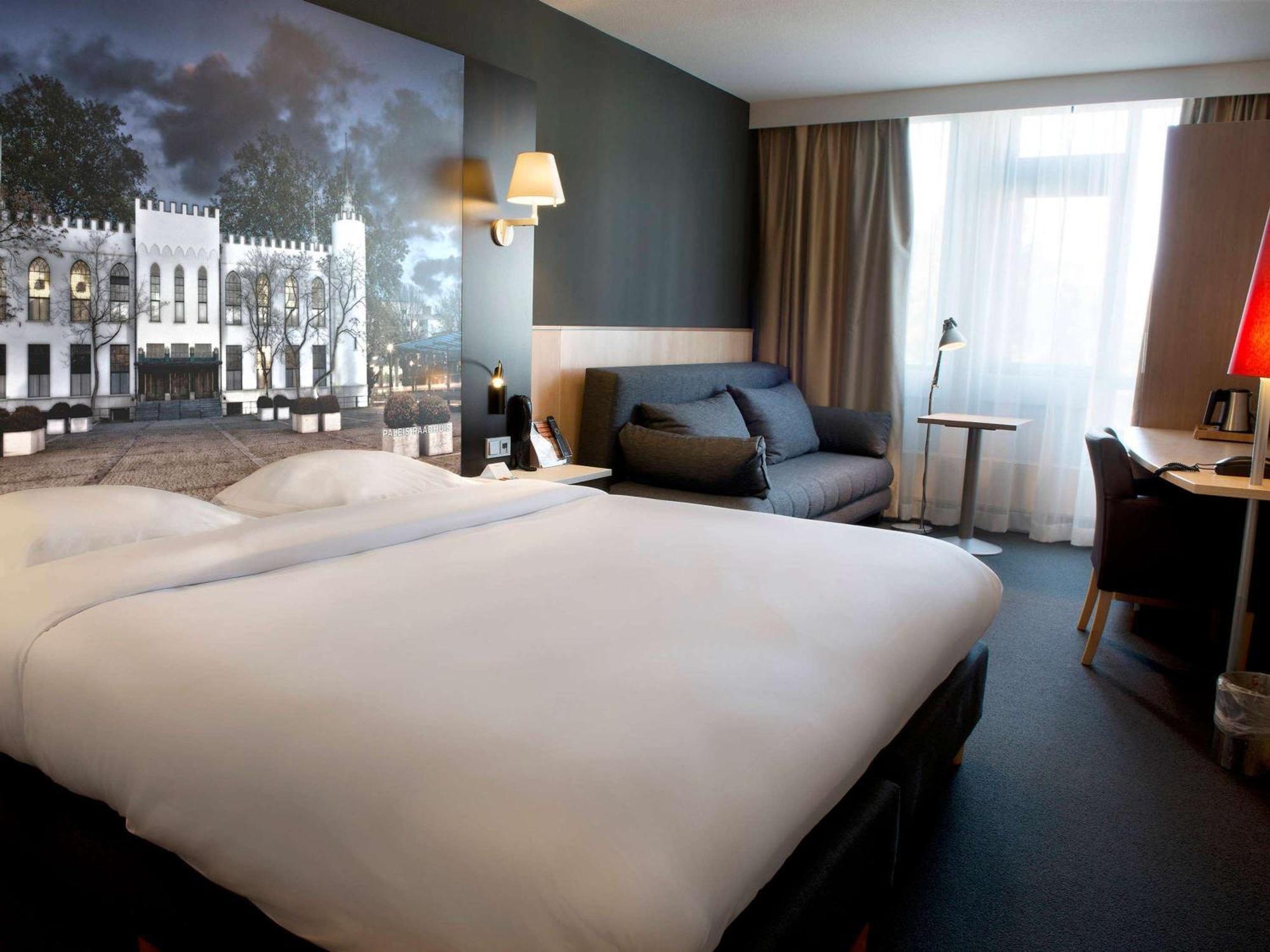 Mercure Hotel Tilburg Centrum Екстер'єр фото