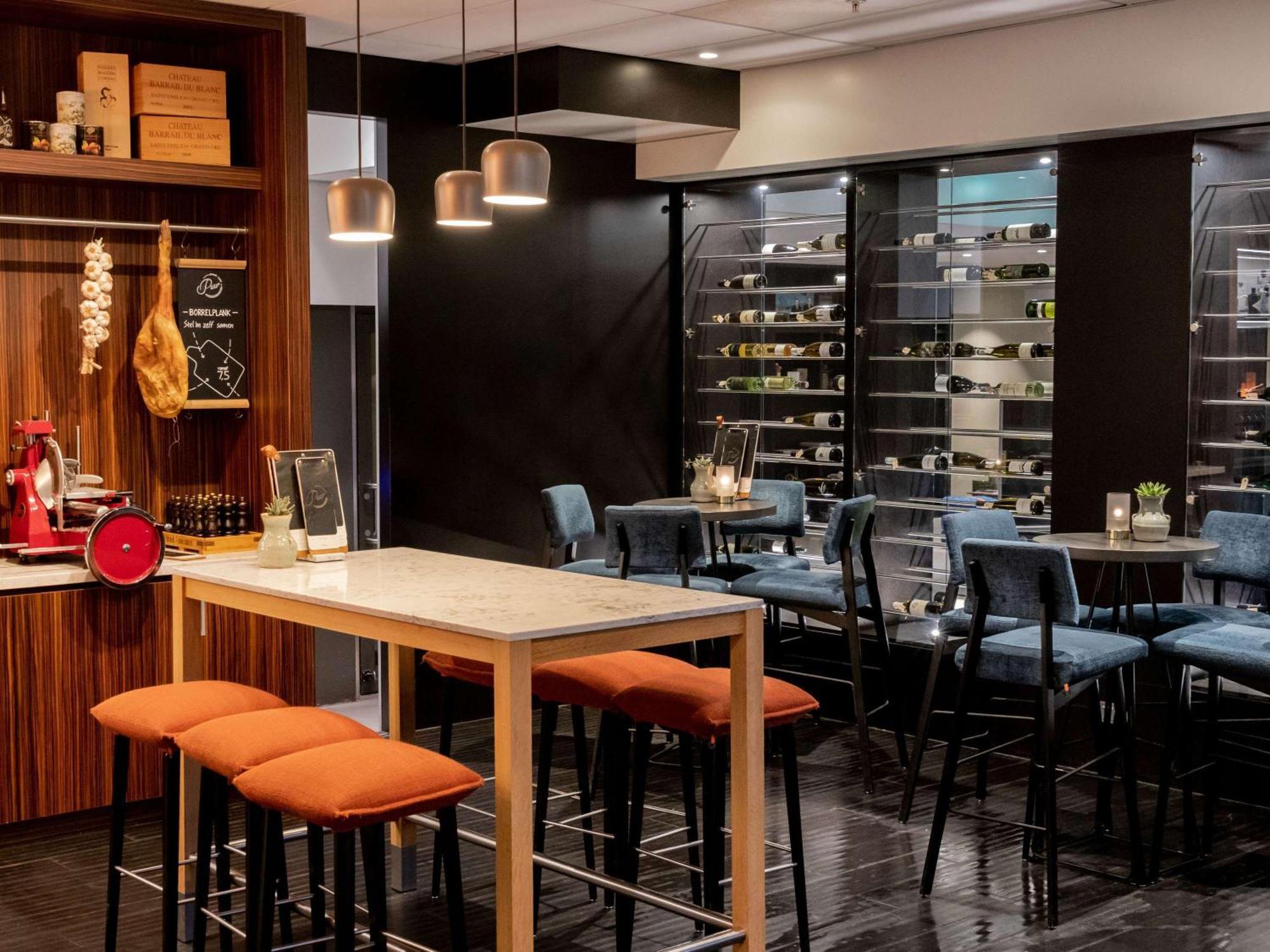 Mercure Hotel Tilburg Centrum Екстер'єр фото