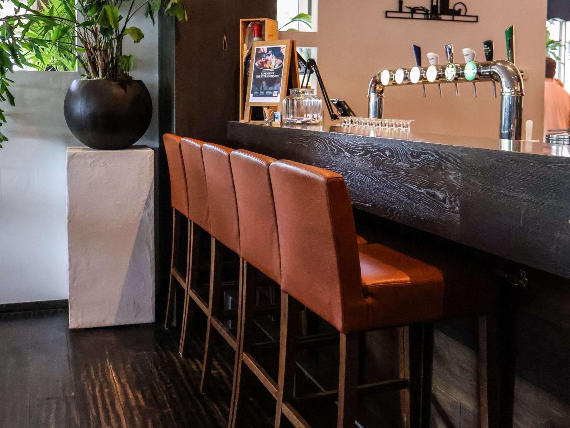Mercure Hotel Tilburg Centrum Екстер'єр фото
