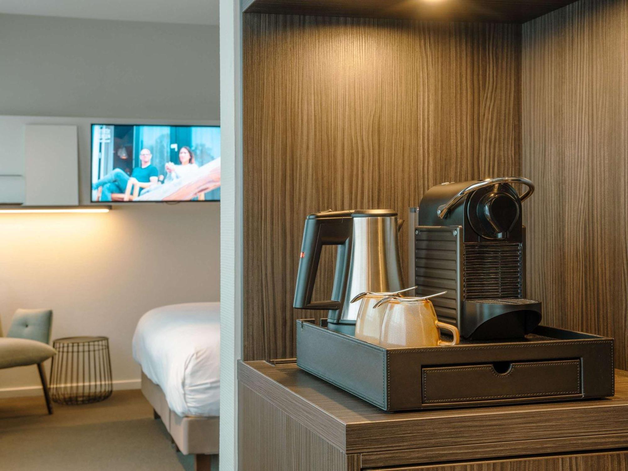 Mercure Hotel Tilburg Centrum Екстер'єр фото
